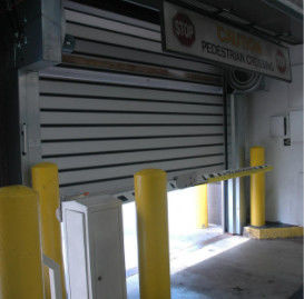 La velocità variabile industriale rotola sulla porta, industriale rotola sulle porte del garage