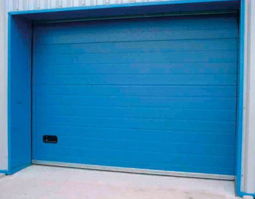 Porta basculante commerciale per porte da garage sezionali isolate a colori personalizzate