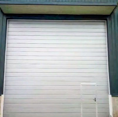 Porte di garage a sezione isolate personalizzate per pannelli sandwich industriali