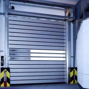 5000*7500 millimetro rullo di alluminio sulla porta, industriale rotolano sull'acciaio ricoperto polvere della porta