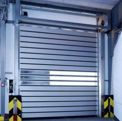 L'otturatore rapido ad alta velocità del PVC rotola su alta efficace resistenza alla lacerazione 900/800N delle porte