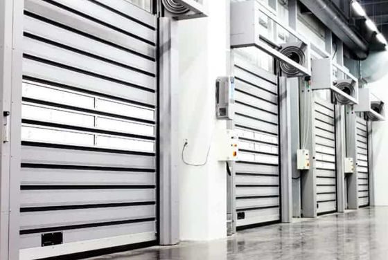 Porta industriale 70mm dell'otturatore a spirale ad alta velocità della porta dell'OEM per il parco logistico