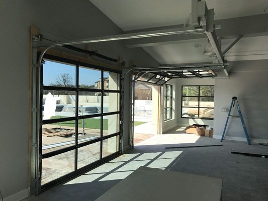 Alta riduzione di rumore del garage di vetro di alluminio sezionale a piena vista della porta esteriore impermeabile