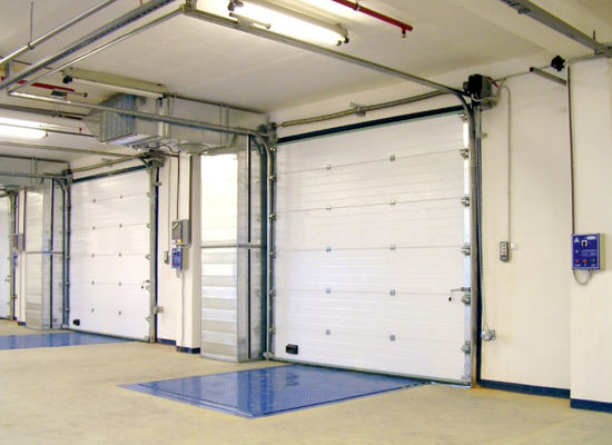 Porta di garage a sezione isolante 50 mm-80 mm in acciaio inossidabile industriale