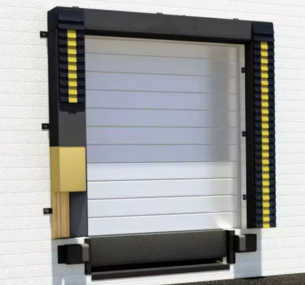 Rifugio a stagno gonfiabile con facile installazione eccellente resistenza ai raggi UV / alle intemperie Porta di deposito freddo per alimenti