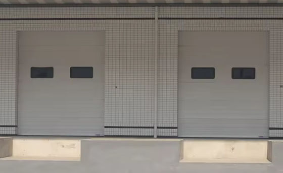 Porte isolanti a sezione in schiuma di poliuretano bianco con soglia in alluminio all'ingrosso Buon prezzo Automatico