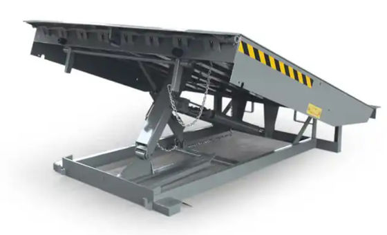 Altezza del ponte personalizzabile Livellatore meccanico di carico del molo 10 000-20 000 libbre Capacità con installazione in loco