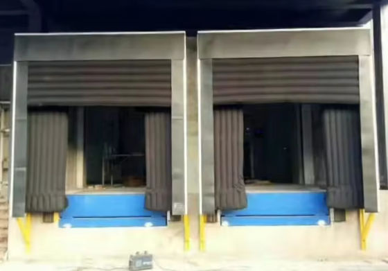 Rifugio per porti di carico industriale Tissu a corda impermeabile resistente alle intemperie Facile installazione Sigillo per porti di carico