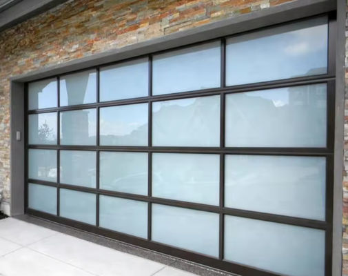 Porta sezionale in alluminio di sicurezza con eccellente superficie rivestita di polvere isolante in bianco/marrone/grigio/nero
