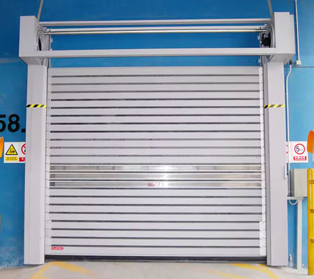 Porta a spirale a velocità controllata da PLC Leggio di alluminio Costruzione 0,8 m/s Velocità di apertura Porta a rotolio industriale in metallo