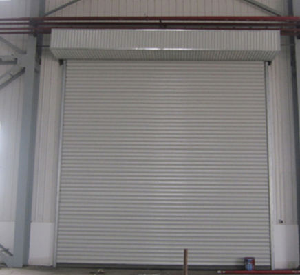 Porte sezionali isolanti in acciaio rivestito in polvere Hardware Soglia di alluminio Alte prestazioni