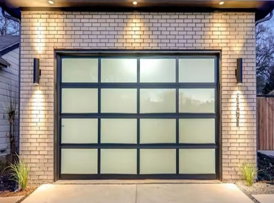 Porta sezionale in alluminio rivestita in polvere moderna con sicurezza manuale o automatico