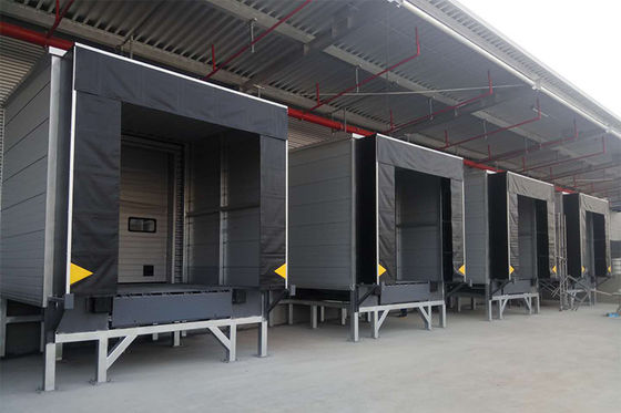 Rifugio a doccia gonfiabile con resistenza ai raggi UV per un'installazione facile Rifugio a contenitori in PVC Seczionale industriale