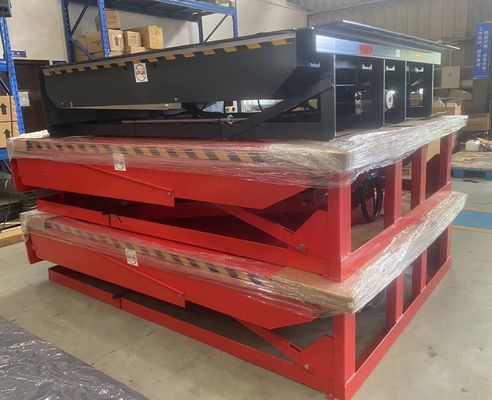 25000-40000LBS Capacità Workshop di progettazione sicura Dock automatico Plate Dock Door Levelers Heavy Duty idraulici