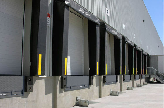 Eccellente resistenza ai raggi UV Industrial regolabile gonfiabile isolato tenuta sigillata dock rifugio