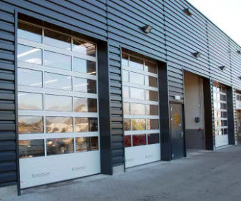 Porta di garage a rullo elettrico automatico esterno trasparente in lega di alluminio con doppio vetro
