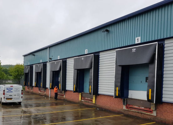 Colorato su misura PVC a bassa manutenzione Portelli di porto Rifugi di carico Sistema automatico di sigilli di porto in PVC magazzino industriale