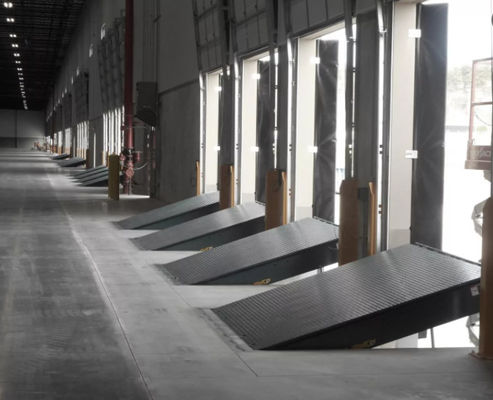 Miglioramento della sicurezza Meccanico di carico di Dock Leveler con labbra personalizzabile