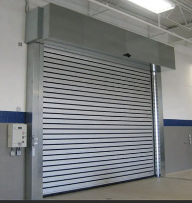 velocità veloce Porta a spirale in alluminio Sensore di sicurezza PLC Controllo 0,75KW Motore Porta di sollevamento industriale