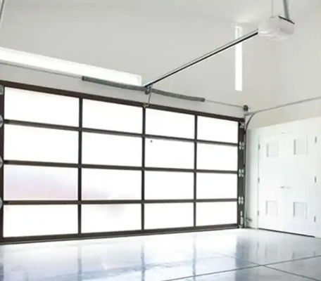 Ottimo isolamento resistenza all'acqua classe 3 vetro trasparente porta di garage sezionale stile di design moderno