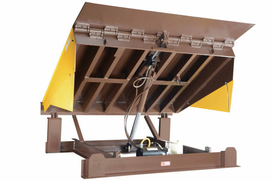 Workshop Automatic Dock Plate Dock Door Levelers 25000-40000LBS Design sicuro Piattaforma personalizzabile Dimensioni catene di sicurezza