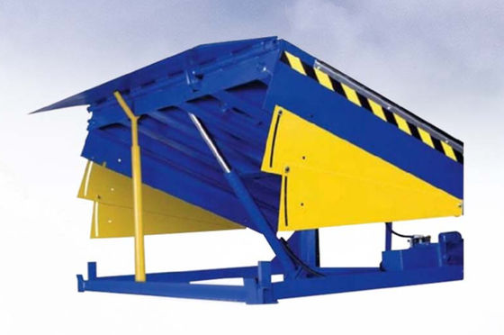Dock Door Levelers Workshop Automatic Dock Plate 25000-40000LBS Safe Design Customized Deck Height Customizable Hydraulic Lift Platform Dock Ramp Leveler Container Loading Ramp Per la logistica