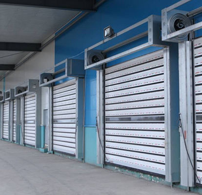 Porta a spirale trasparente in alluminio ad alta velocità con velocità di chiusura e di apertura pari a 0,8 m/s