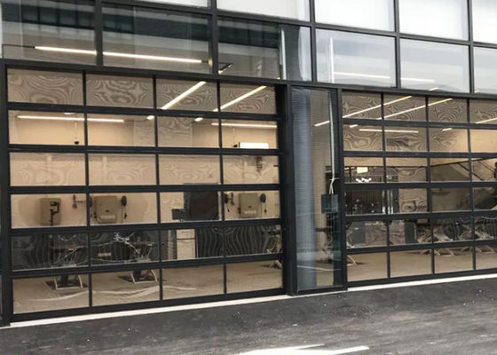 Acque resistenti classe 3 Porta di garage trasparente Di vetro porta sezionale tipo di apertura manuale o automatica per villa