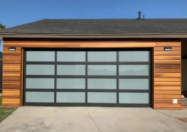 Rivestimento in polvere Idroreflessibilità Classe 3 Vetro trasparente Porta di garage sezionale personalizzata