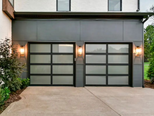 Porta di garage di vetro in lega di alluminio resistenza all'acqua classe 3 vetro trasparente per edifici industriali