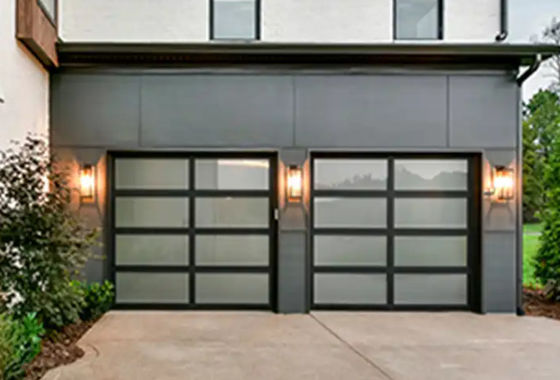 Isolamento acustico Idrorecchiabilità Classe 3 Porta di garage trasparente Porta di garage di vetro sezionale con personalizzazione su ordinazione