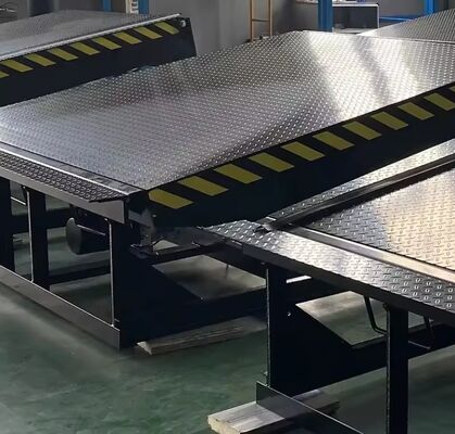 Capacità 10 Laboratorio Piattaforma automatica di sbarco piattaforma di sbarco porta livellatori di sbarco aria livellatore di sbarco tipo manuale rampa di carico pesante per la logistica dei magazzini