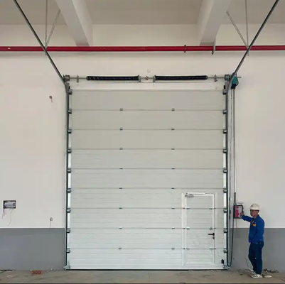 Dispositivo anticaduta con sensore airbag di sicurezza per porta basculante sezionale isolata con telecomando intelligente Durata di servizio di 10 anni