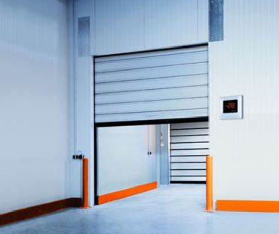 Velocità di chiusura 0,8 m/s Porta a spirale ad alta velocità personalizzata su ordinazione 220V/50HZ Fornitura di alimentazione A prova di vento Aluminio veloce veloce
