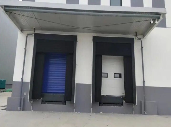 Rifugio per porti di carico industriale Tissu a corda impermeabile resistente alle intemperie Facile installazione Sigillo per porti di carico