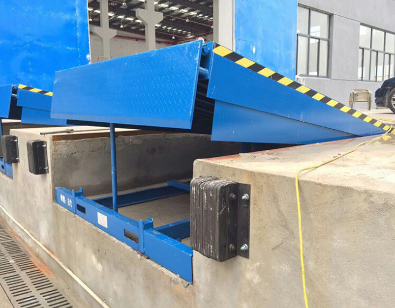 Livellatore elettrico di stazione di carico con caratteristiche di sicurezza migliorate 8 tonnellate 10 tonnellate container ponte di imbarco fisso