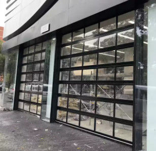 Porta di garage in alluminio con doppio vetro