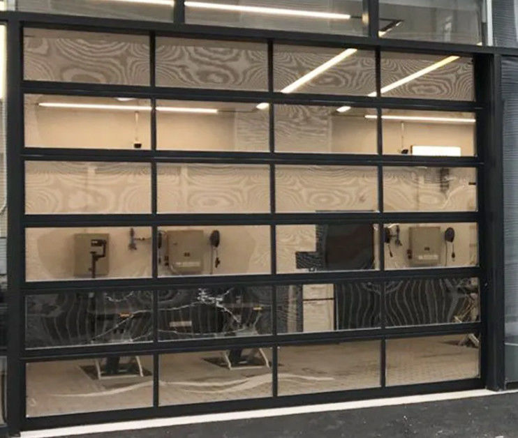 Acque resistenti classe 3 Porta di garage trasparente Di vetro porta sezionale tipo di apertura manuale o automatica per villa