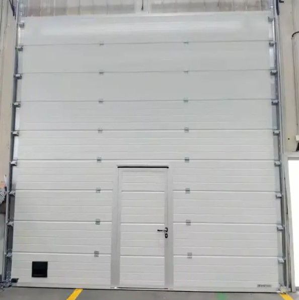 Porta di magazzino seczionale di alluminio isolato moderno garaggio industriale controllo remoto automatico in stile aperto finito