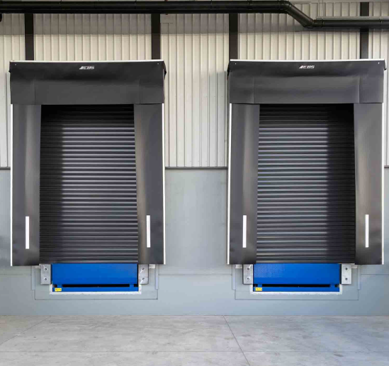 Protezione dagli elementi Sistema di carico regolabile Riparo per porta di banchina Baia di carico logistico per celle frigorifere con isolamento termico personalizzato industriale